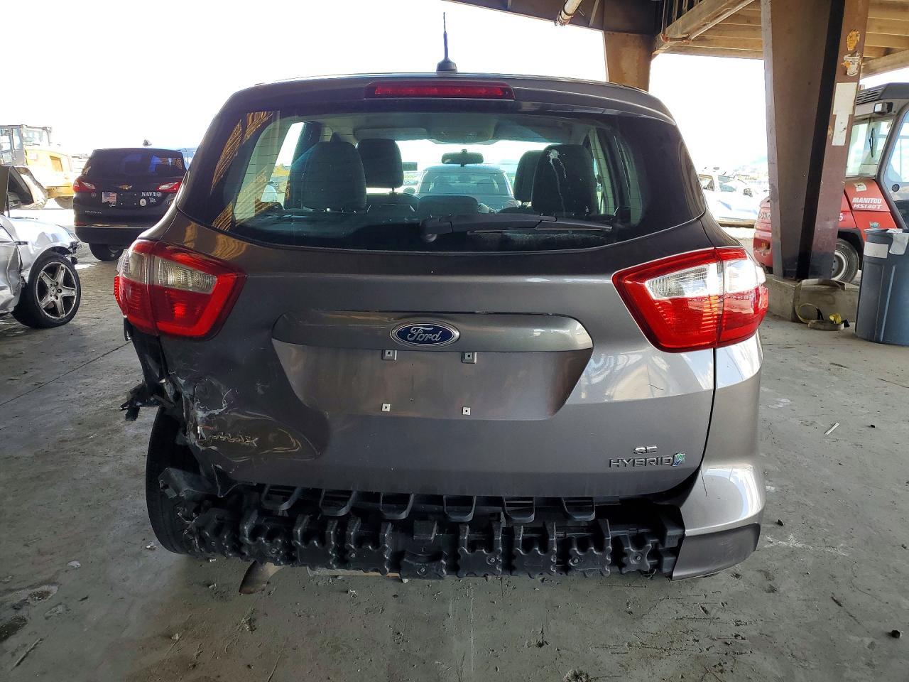 2013 Ford C-Max Se - Фото 6
