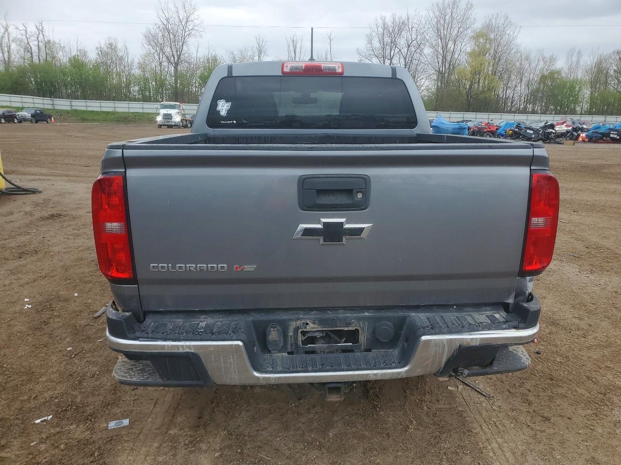 2018 Chevrolet Colorado - Image 6