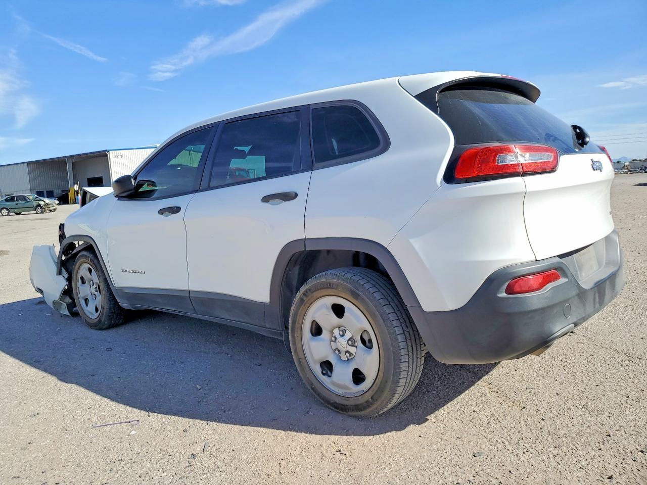 2016 Jeep Cherokee Sport - Image 2