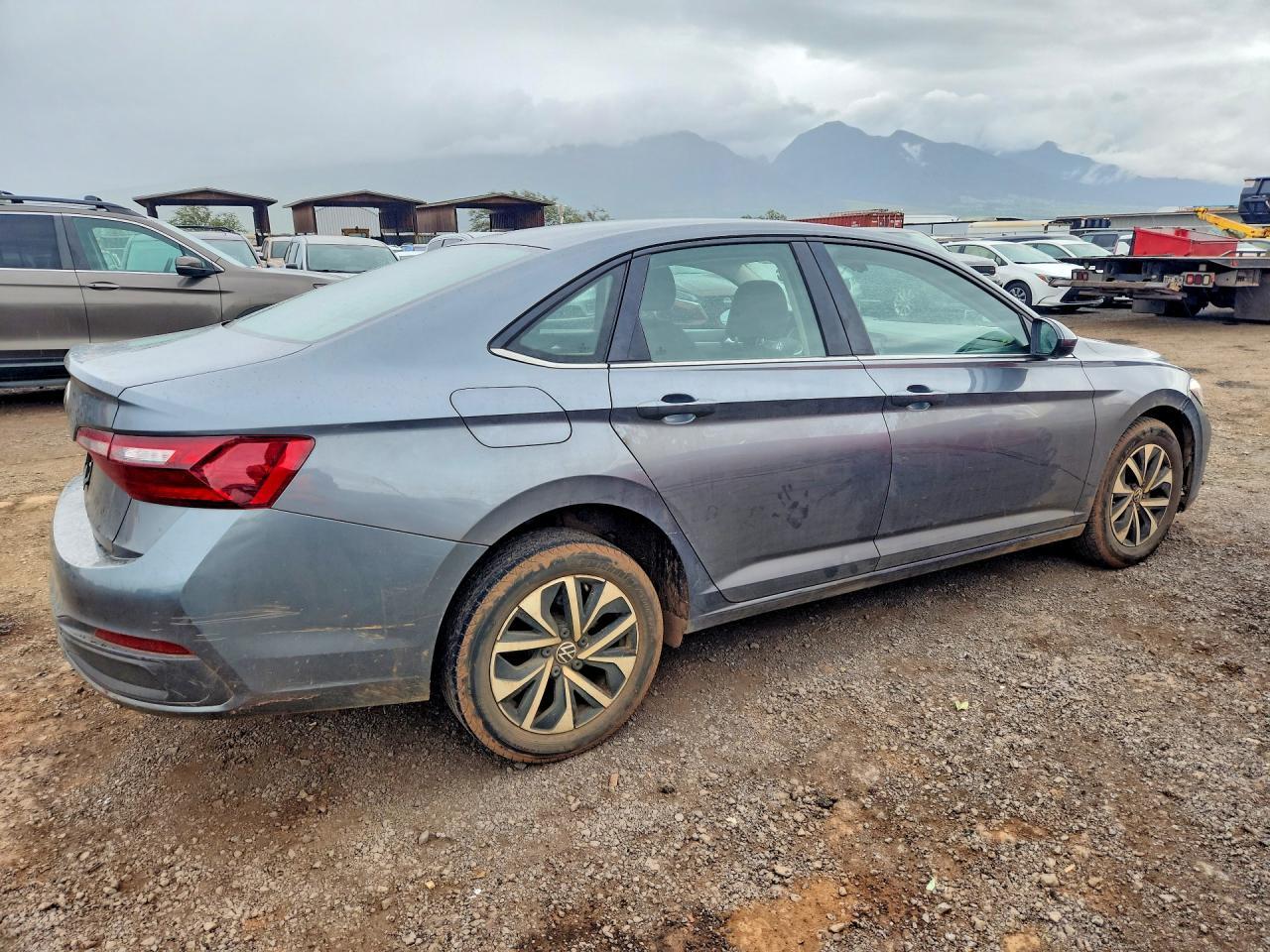 2024 Volkswagen Jetta - Image 3