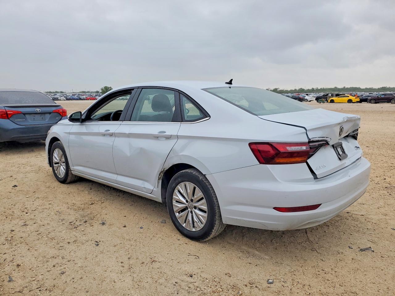 2019 Volkswagen Jetta S - Image 2