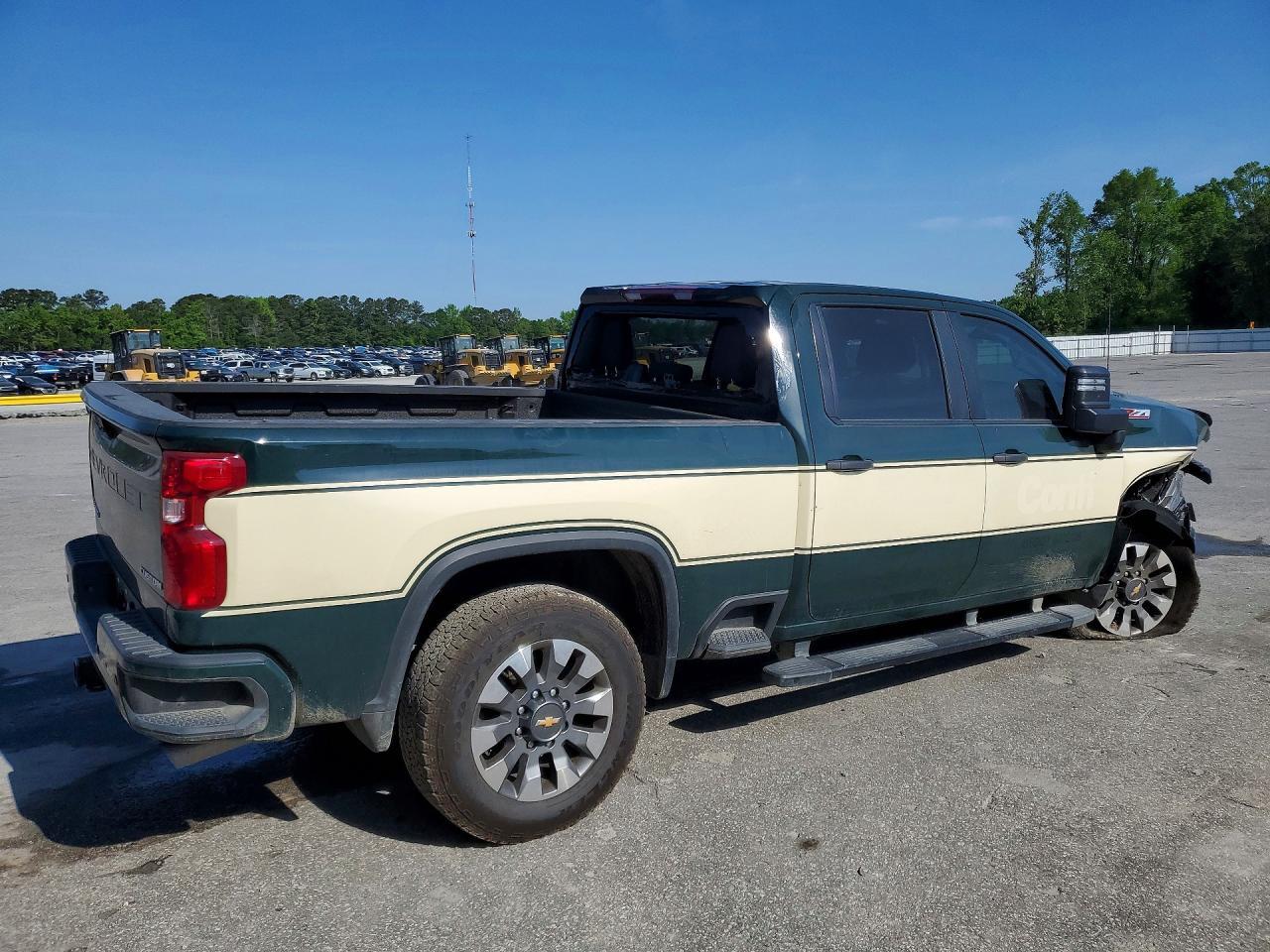 2025 Chevrolet Silverado K2500 Custom - Фото 3