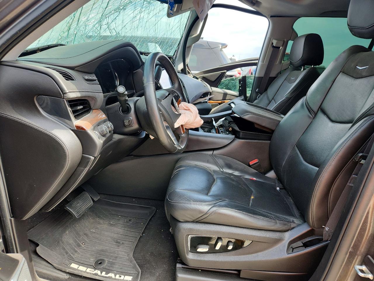 2017 Cadillac Escalade Esv Premium Luxury - Image 7