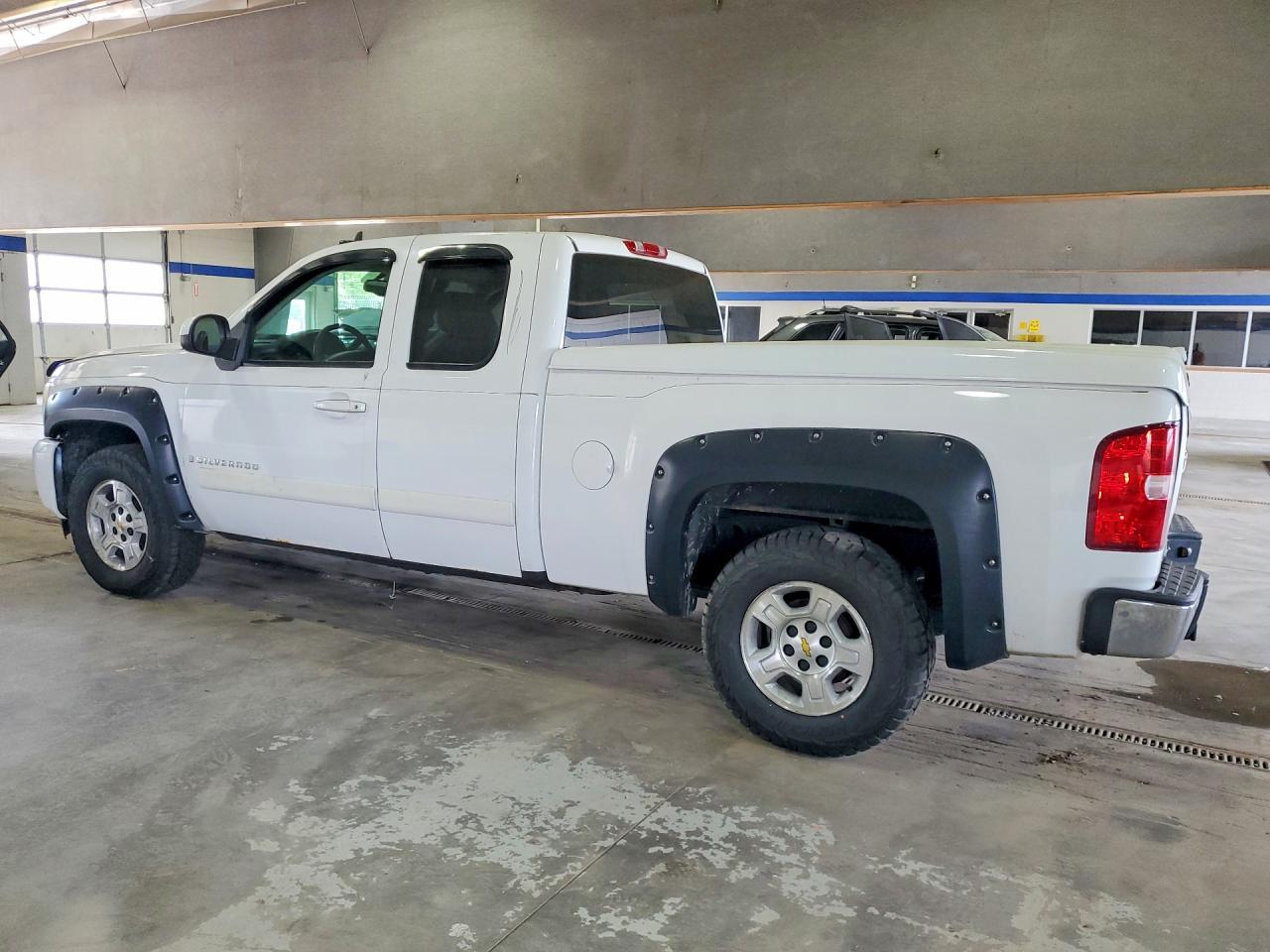 2008 Chevrolet Silverado K1500 - Фото 2