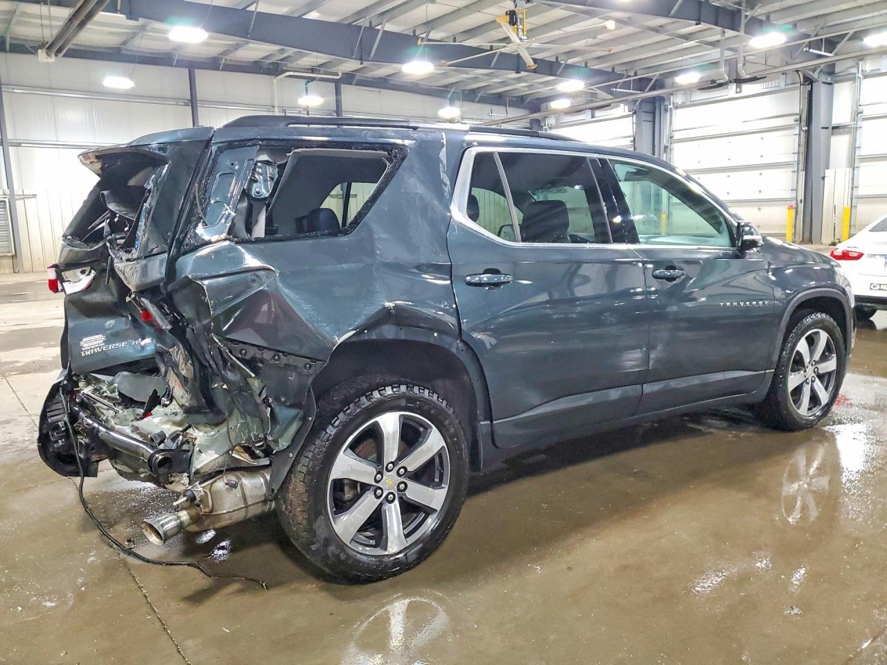 2019 Chevrolet Traverse Lt - Фото 3