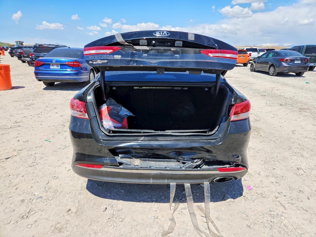 2017 Kia Optima Lx - Image 6