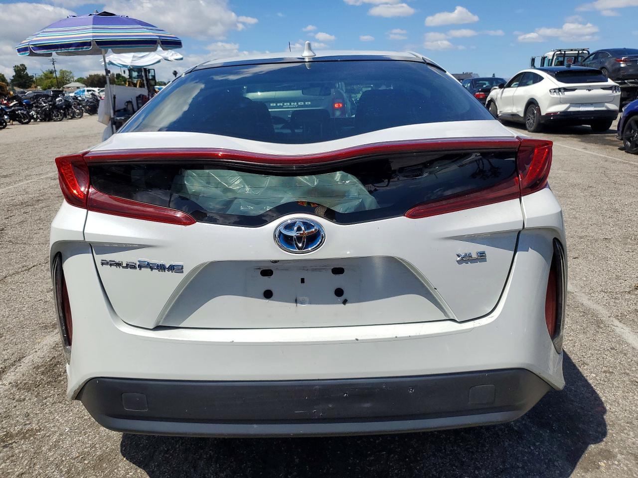 2022 Toyota Prius Prime Xle - Image 6