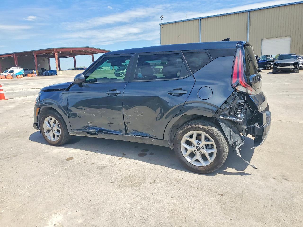 2025 Kia Soul Lx - Фото 2