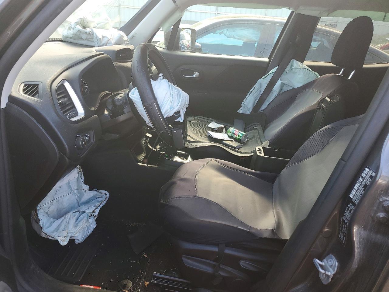 2021 Jeep Renegade Latitude - Фото 7