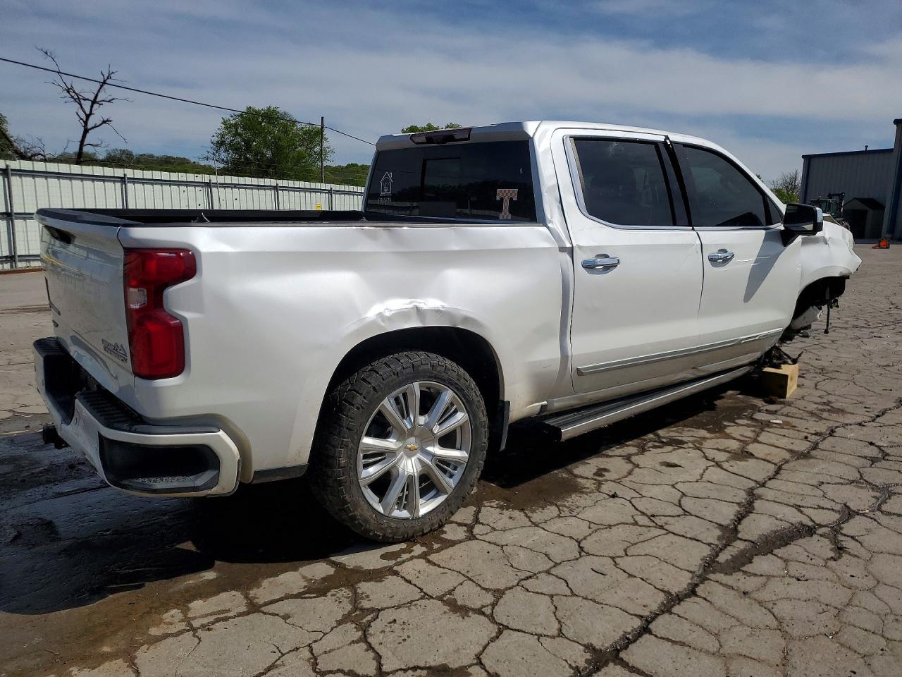 2023 Chevrolet Silverado K1500 High Country - Фото 3