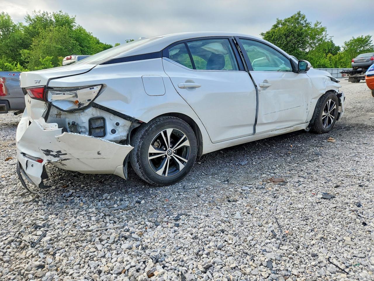 2022 Nissan Sentra Sv - Image 3
