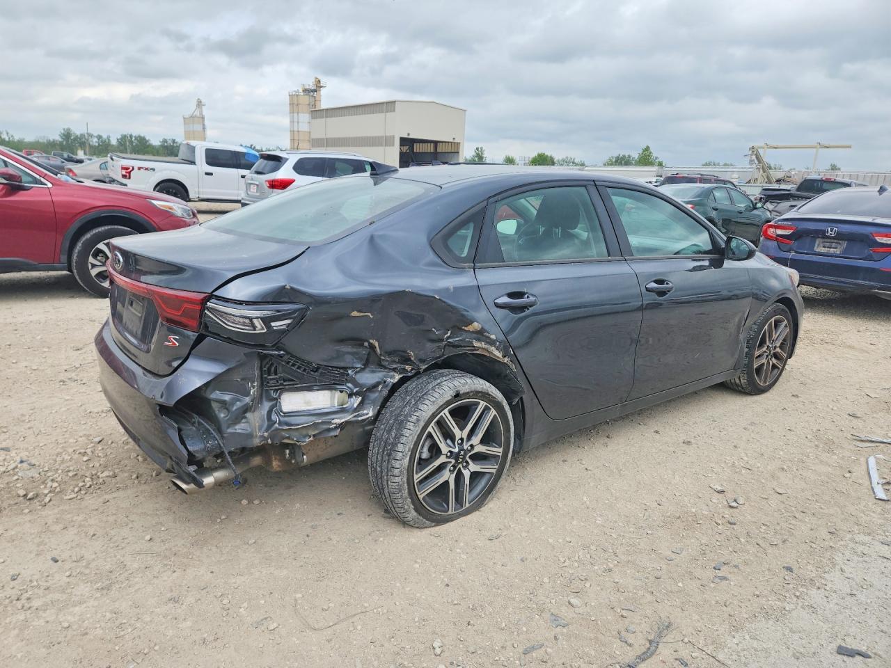 2019 Kia Forte S - Фото 3