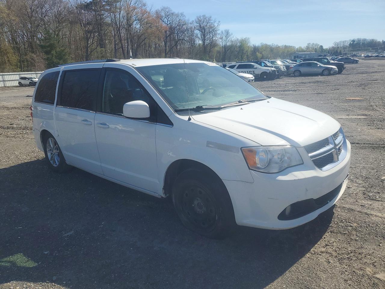 2019 Dodge Grand Caravan Sxt - Image 4