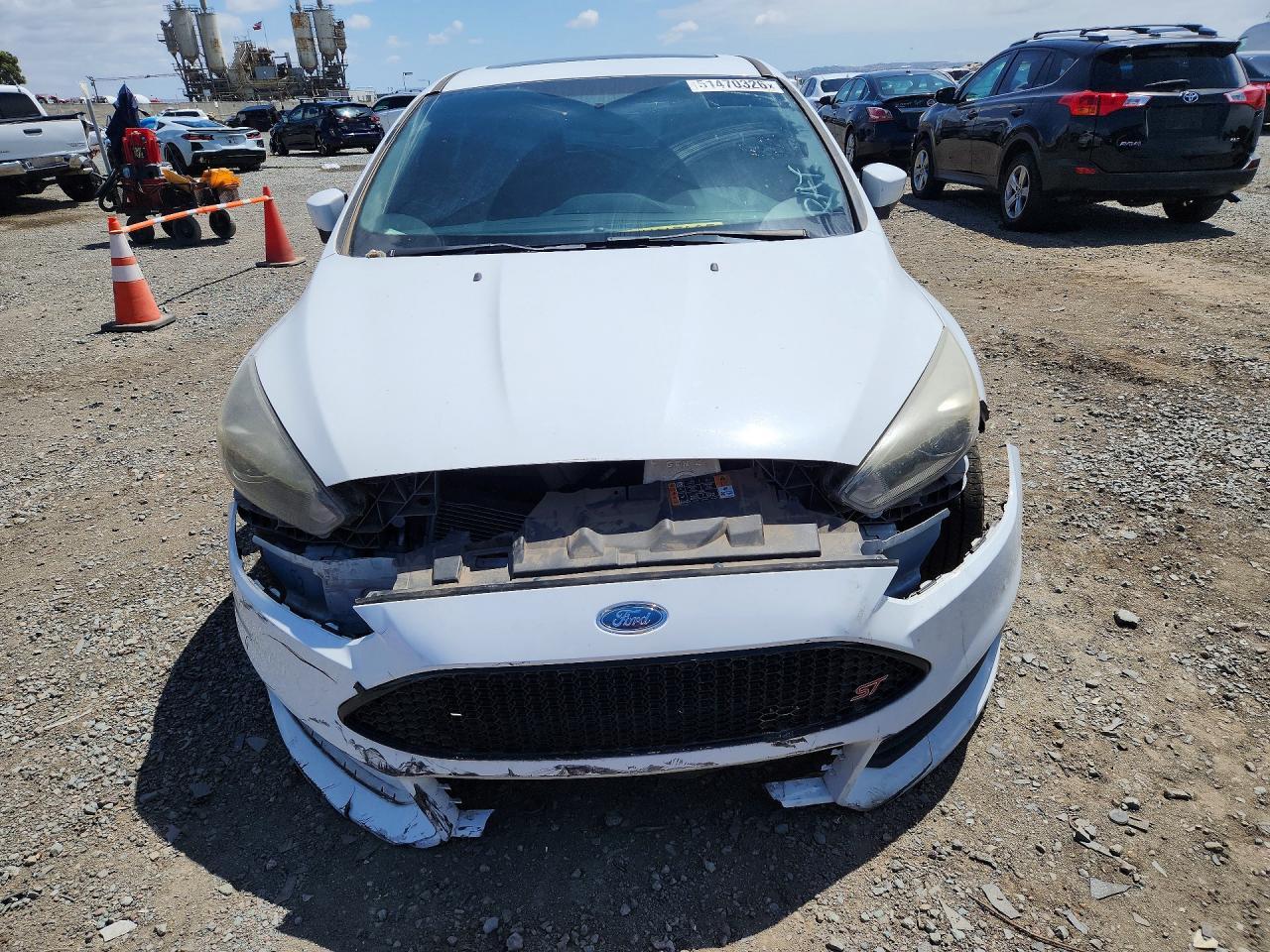 2017 Ford Focus St - Image 5