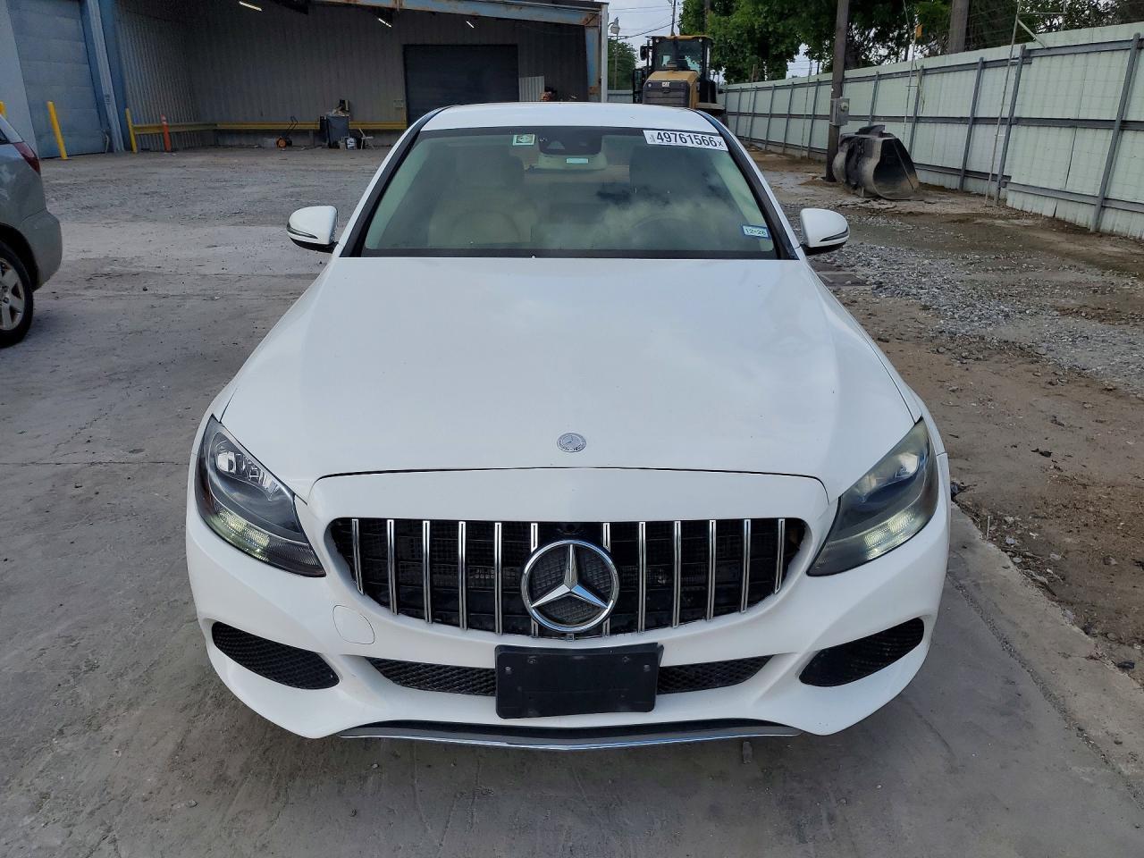 2017 Mercedes-Benz C 300 - Фото 5