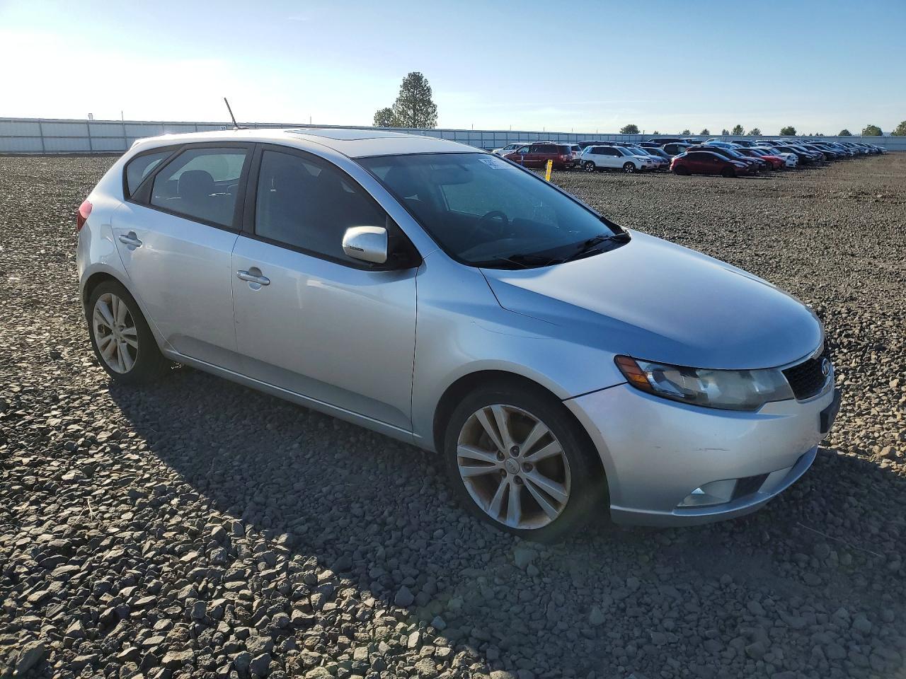 2011 Kia Forte5 Sx - Фото 4