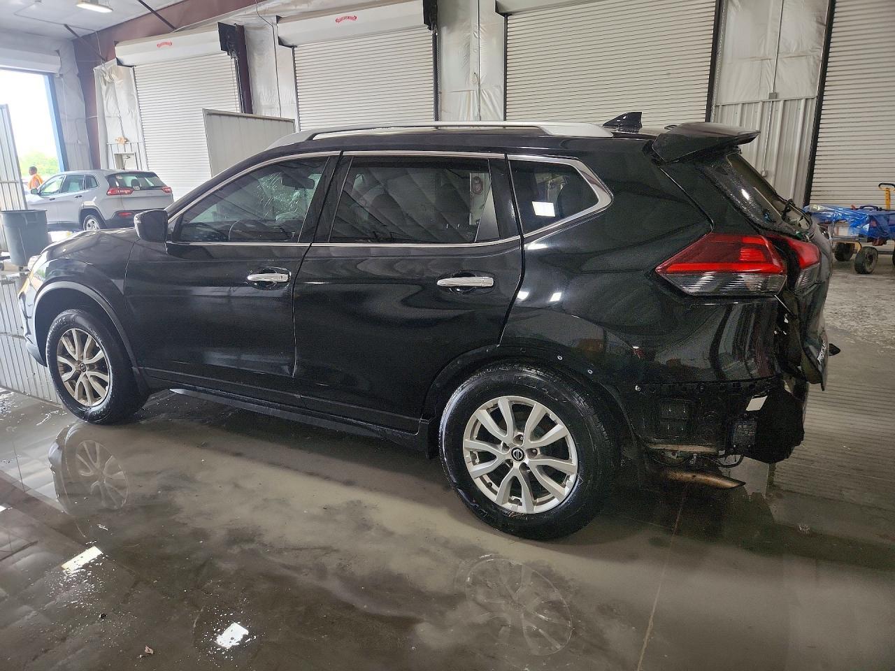 2020 Nissan Rogue S - Фото 2