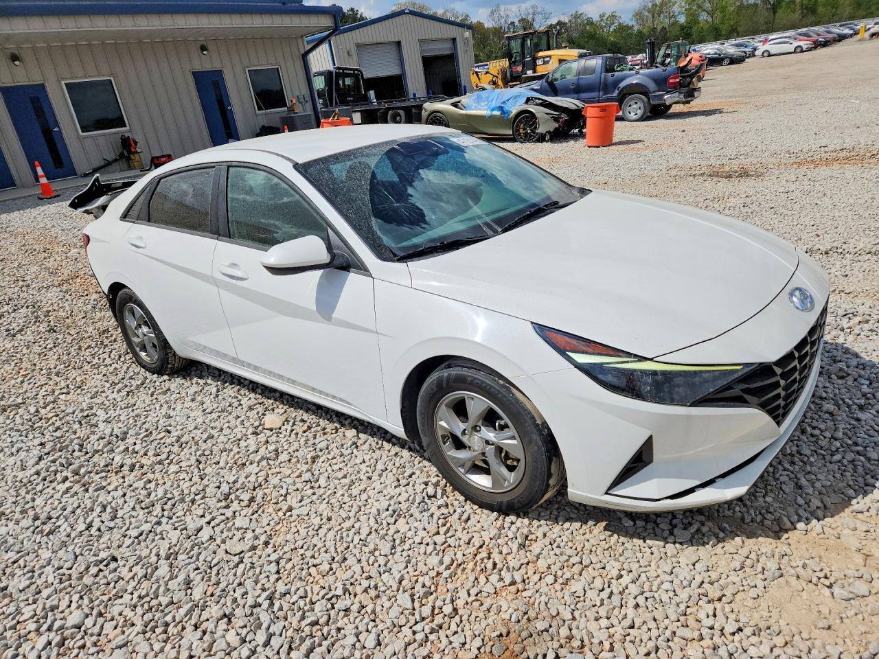 2023 Hyundai Elantra Se - Фото 4
