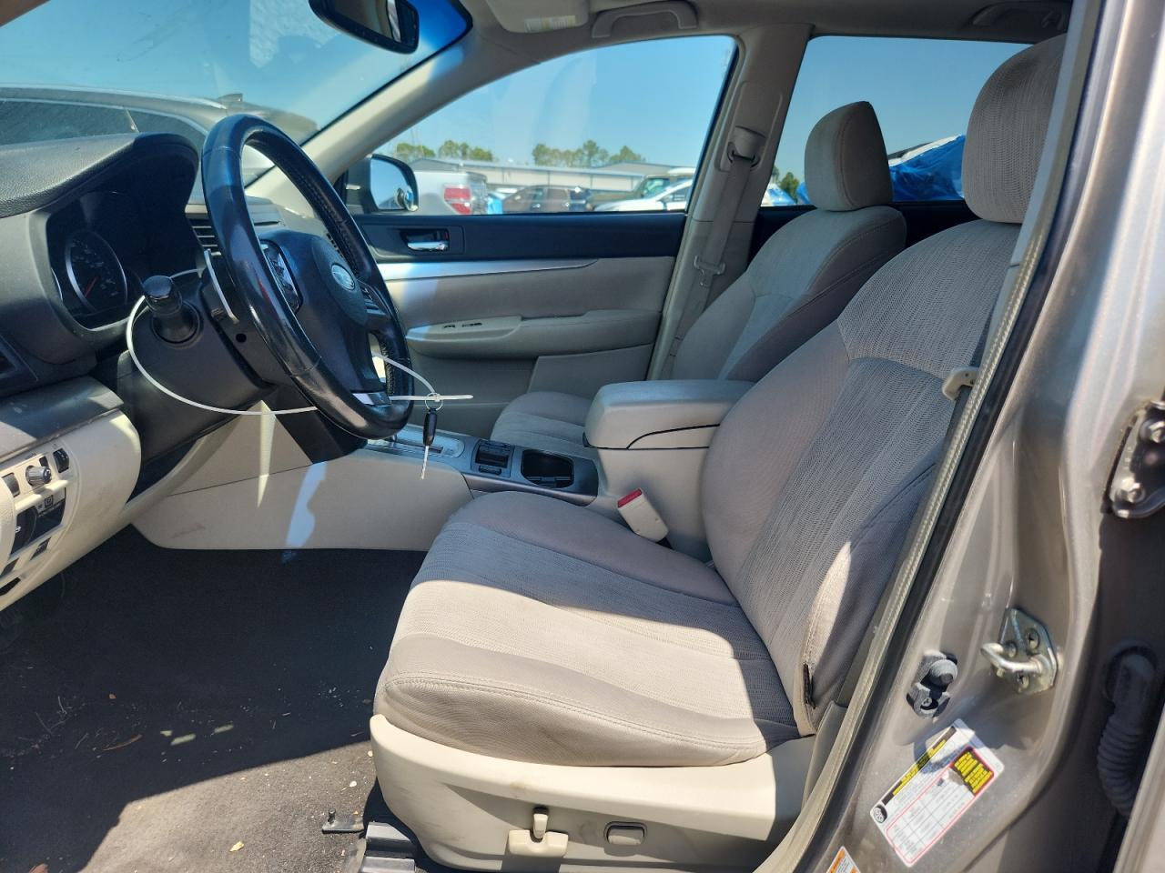 2014 Subaru Outback 2.5I Premium - Фото 7