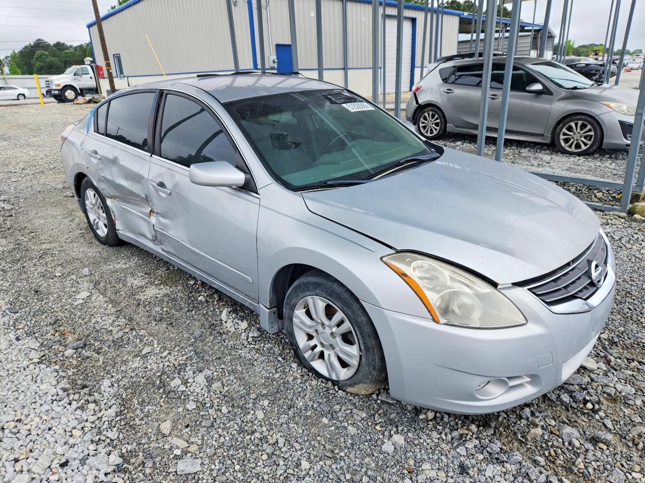 2010 Nissan Altima 2.5 - Фото 4