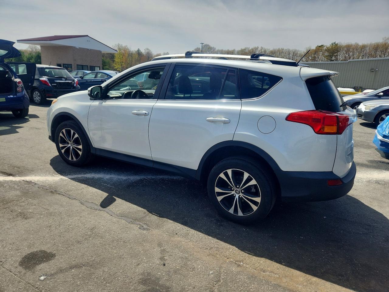 2015 Toyota Rav4 Limited - Image 2