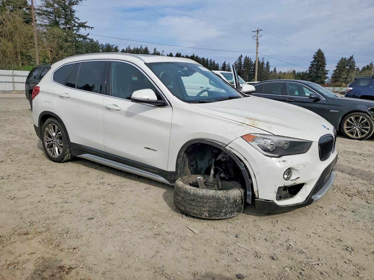2016 BMW X1 xDrive28I - Image 4
