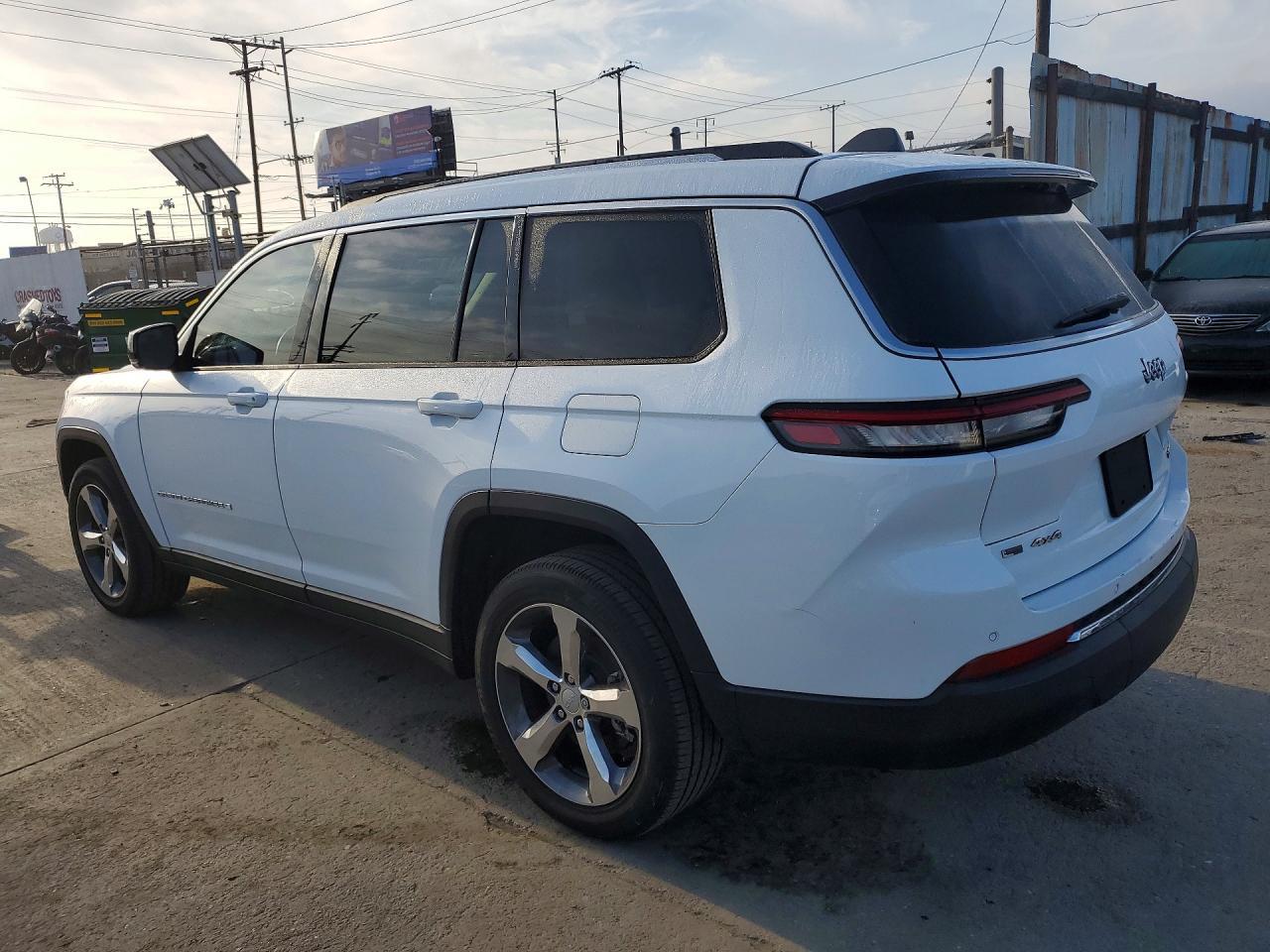 2021 Jeep Grand Cherokee L Limited - Image 2