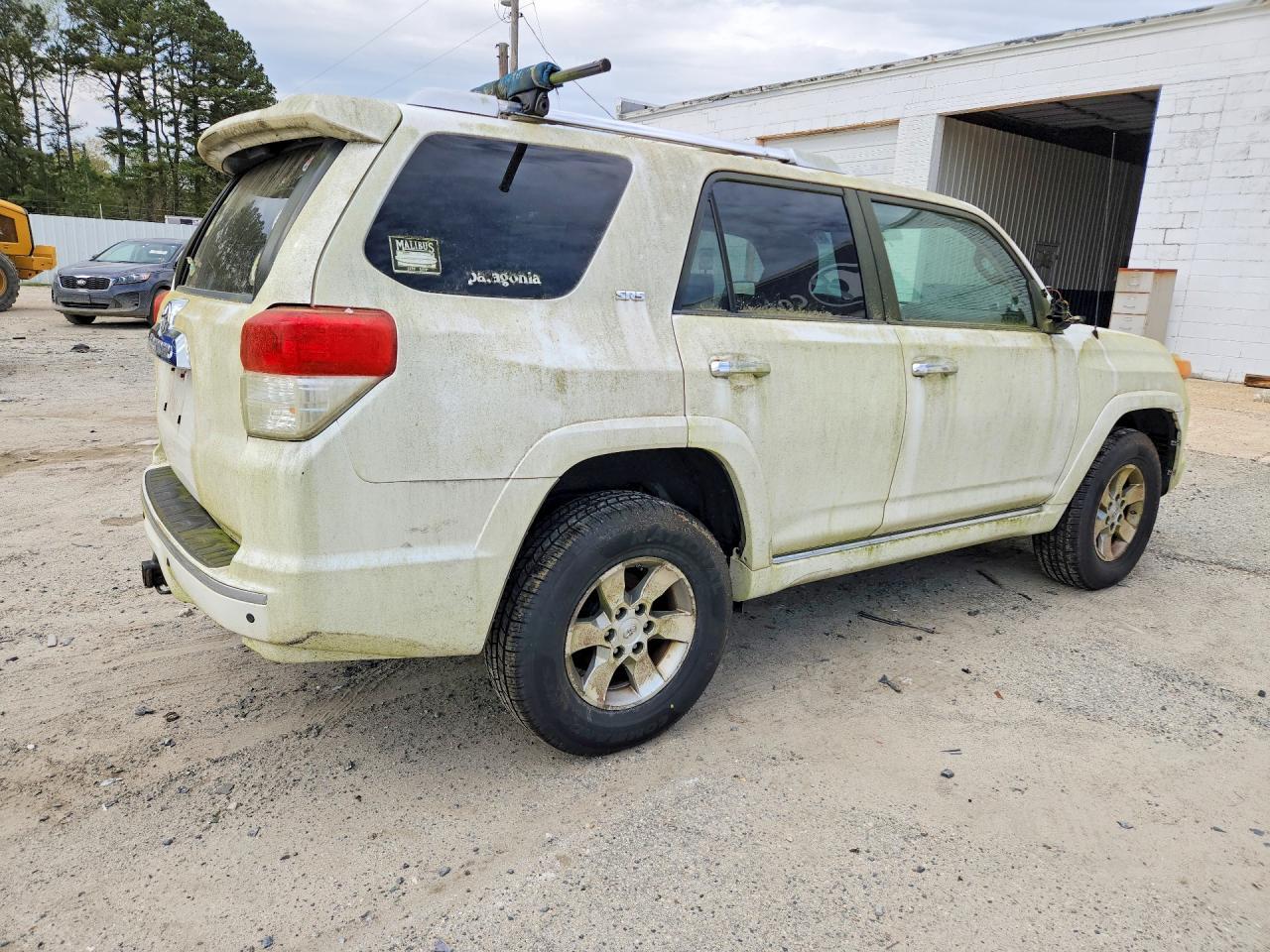 2011 Toyota 4Runner Sr5 - Image 3