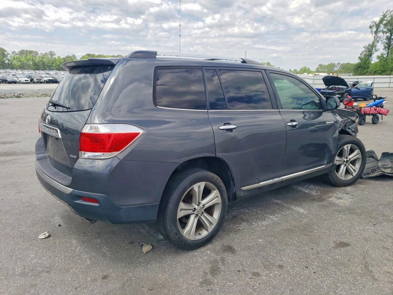 2011 Toyota Highlander Limited - Фото 3