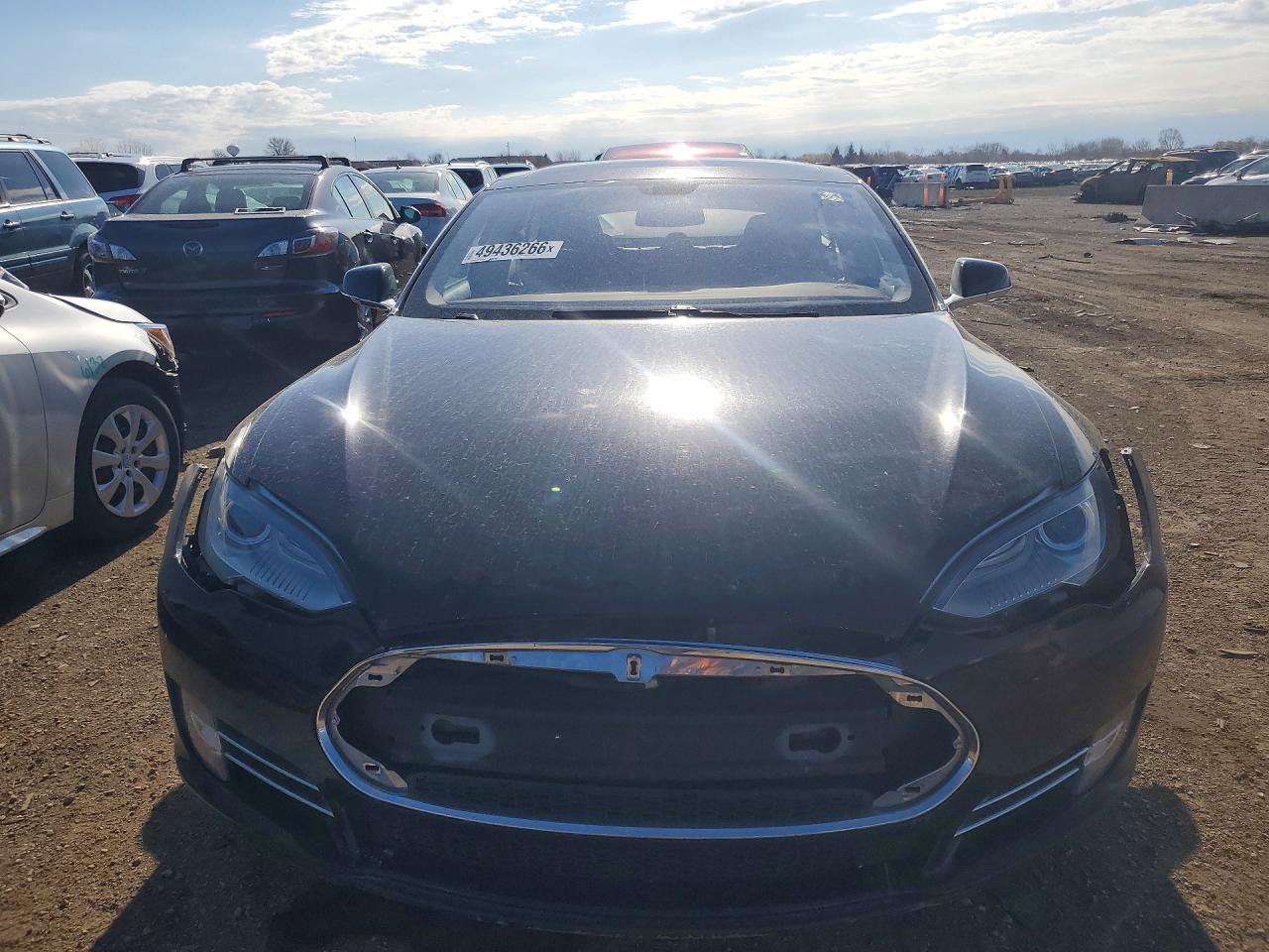 2012 Tesla Model S - Image 5