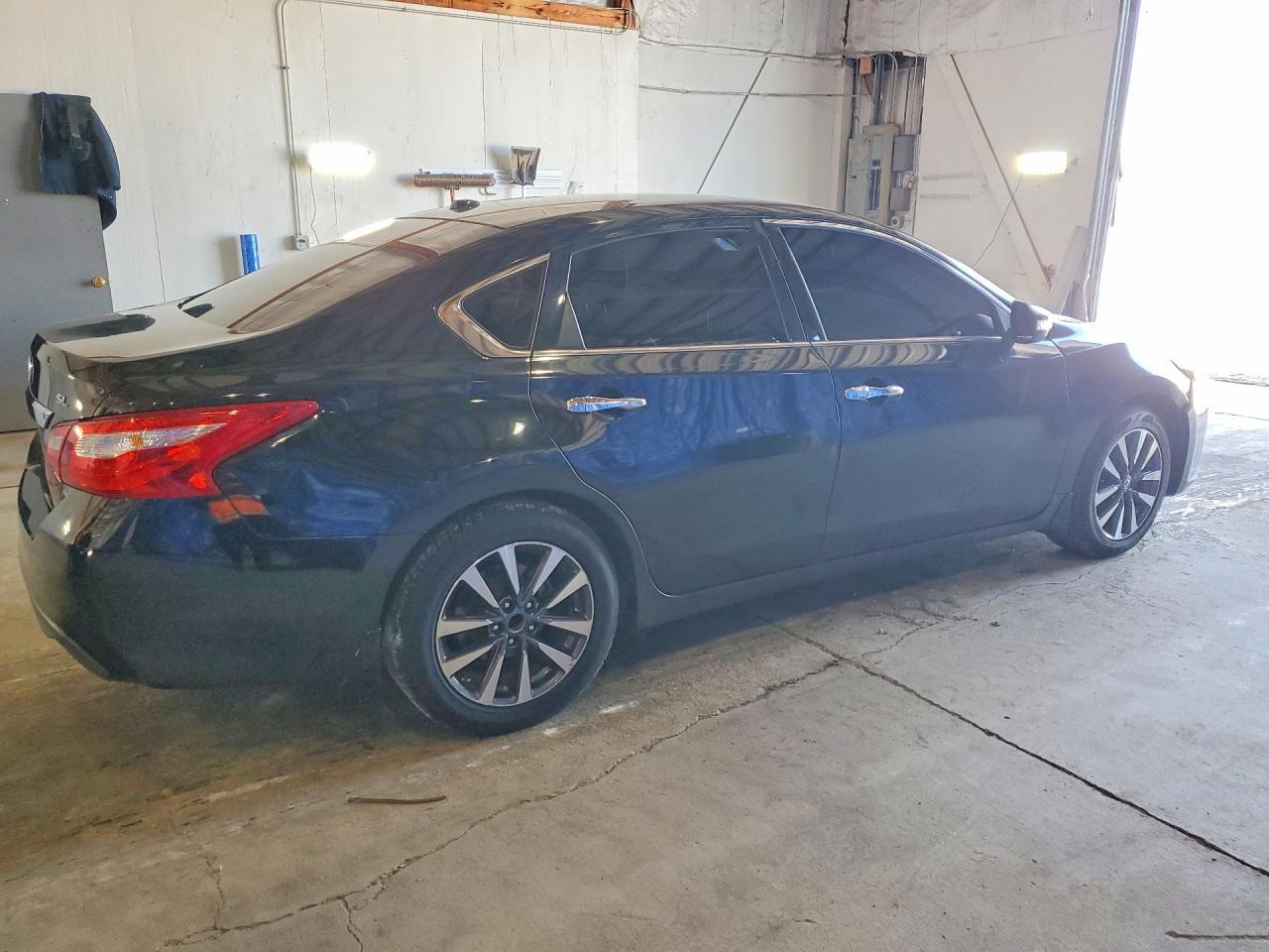 2016 Nissan Altima 2.5 Sl - Image 3