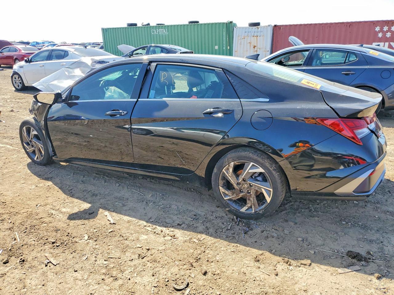 2025 Hyundai Elantra Limited - Image 2