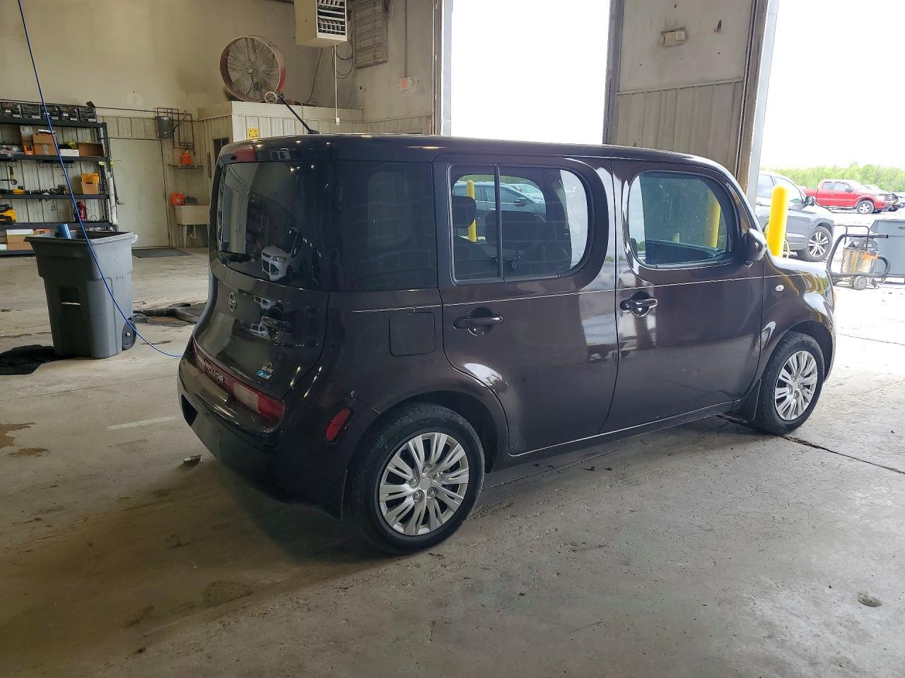 2013 Nissan Cube 1.8 S - Image 3