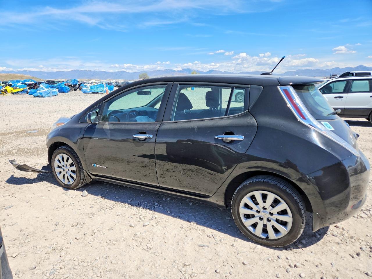 2014 Nissan Leaf S - Image 2