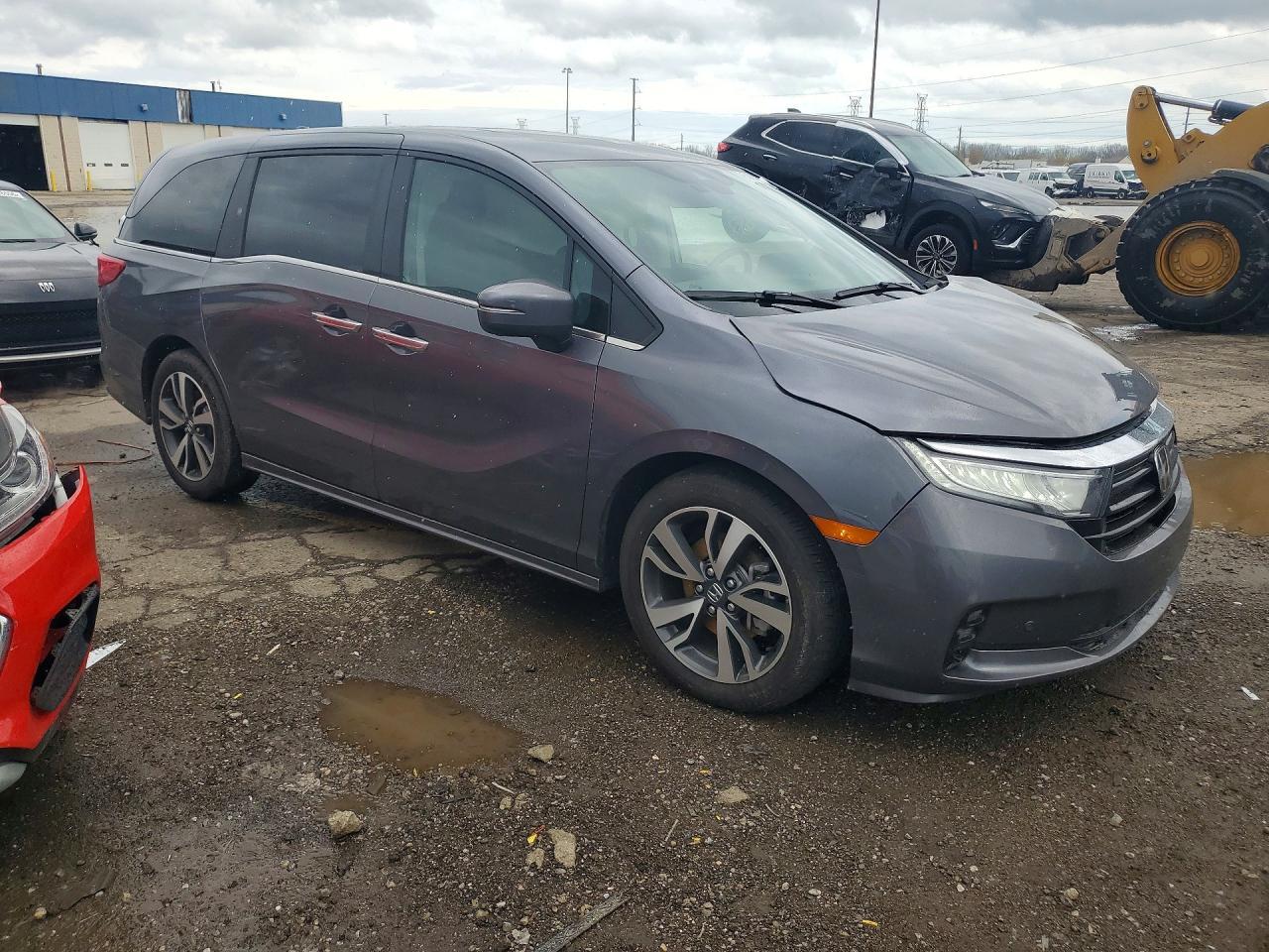 2024 Honda Odyssey Touring - Фото 4