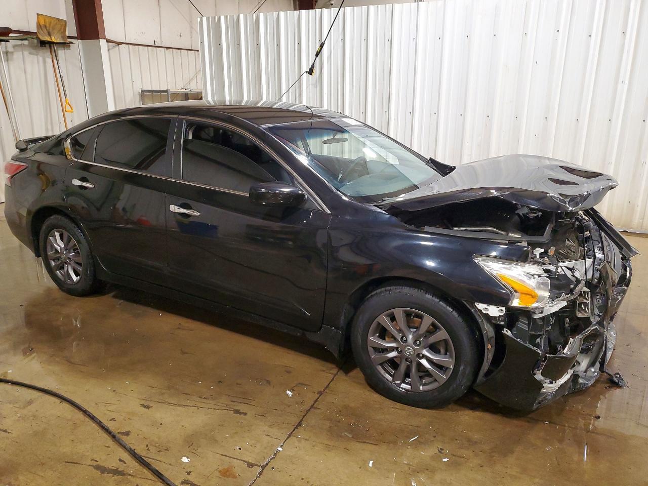 2015 Nissan Altima 2.5 S - Фото 4