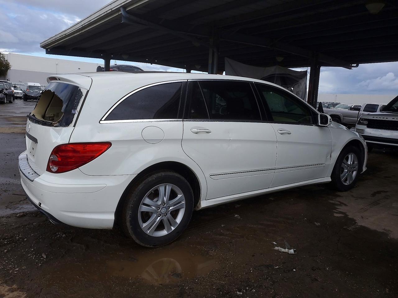 2008 Mercedes-Benz R350 - Фото 3