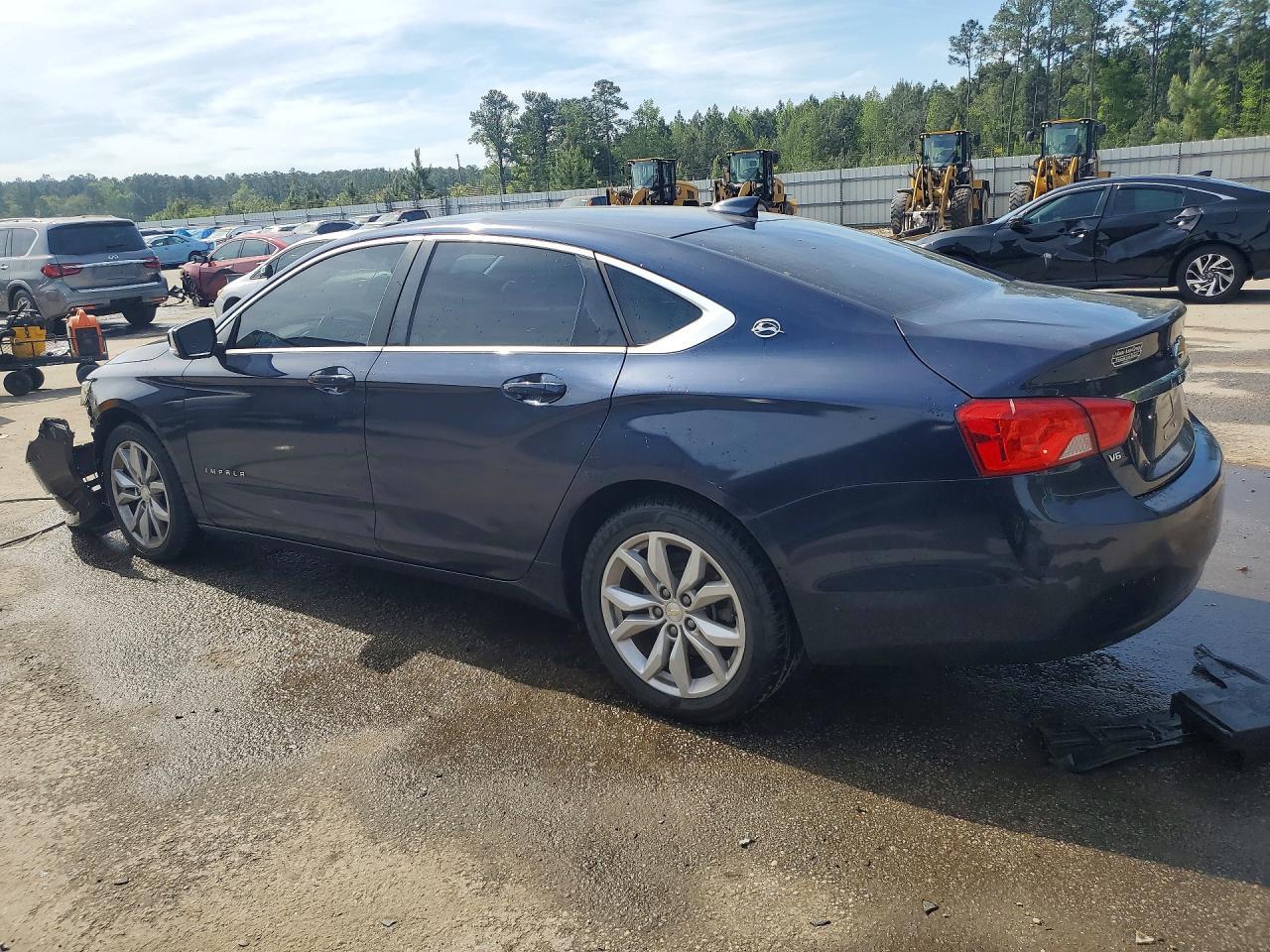 2017 Chevrolet Impala Lt - Image 2