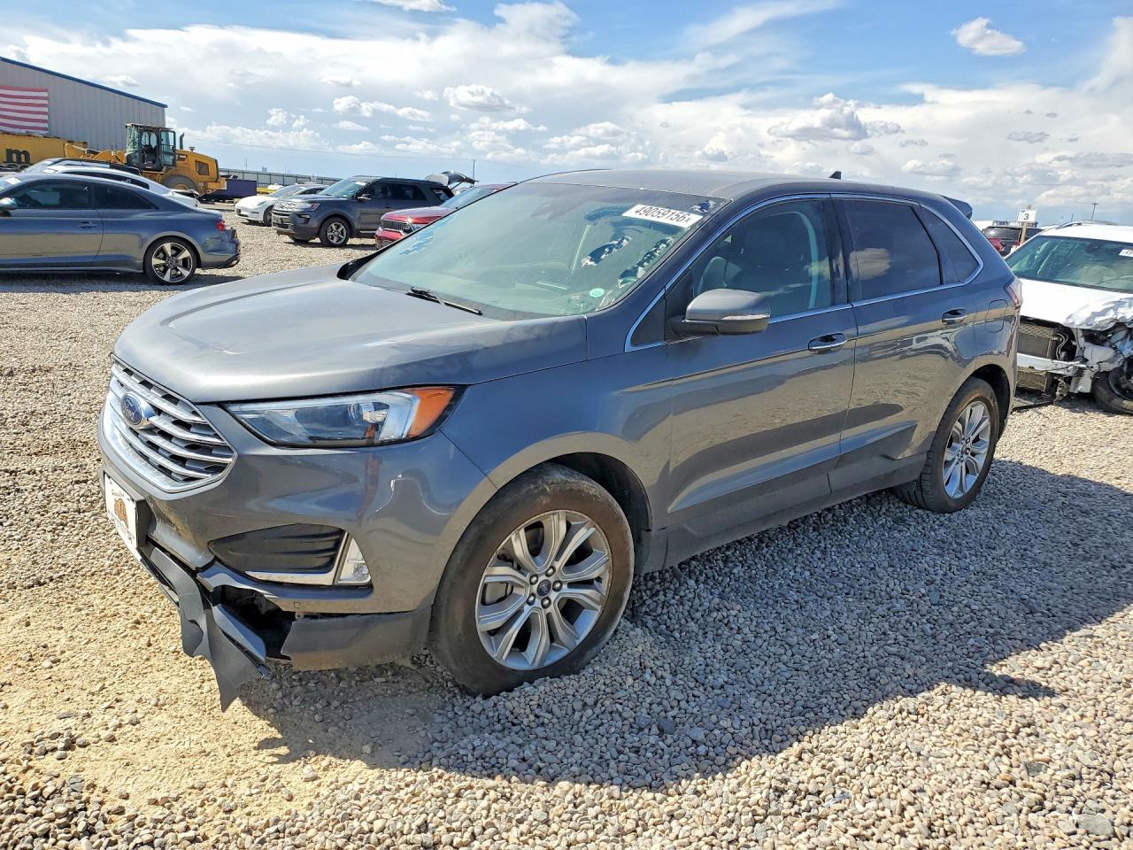 2022 Ford Edge Titanium