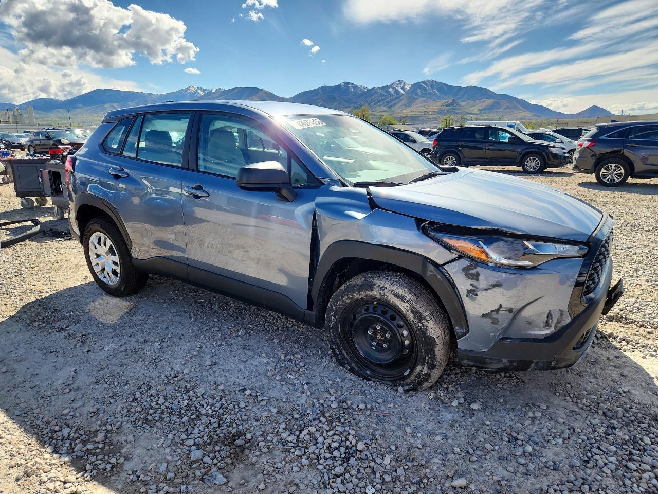 2025 Toyota Corolla Cross L - Фото 4
