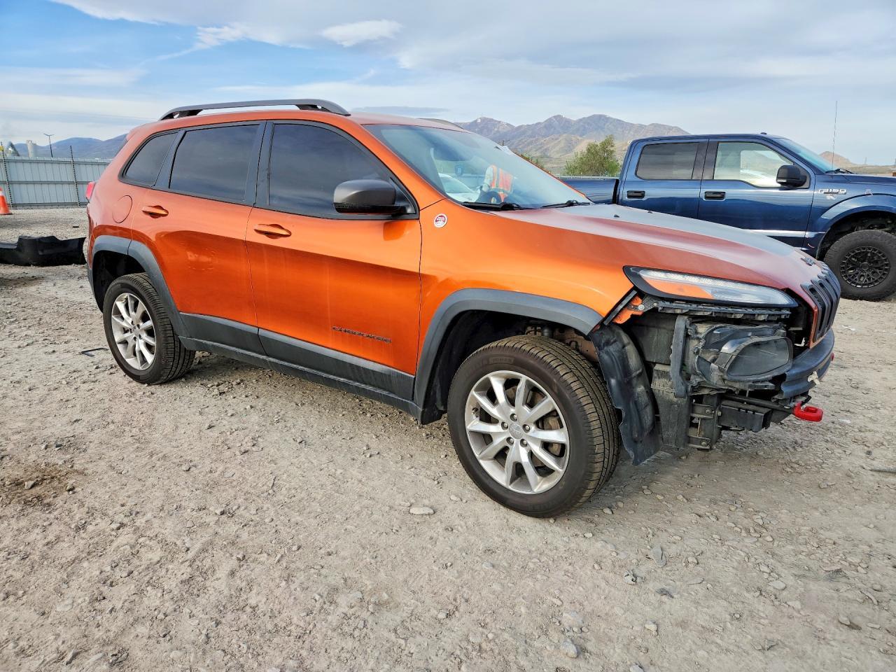 2015 Jeep Cherokee - Фото 4