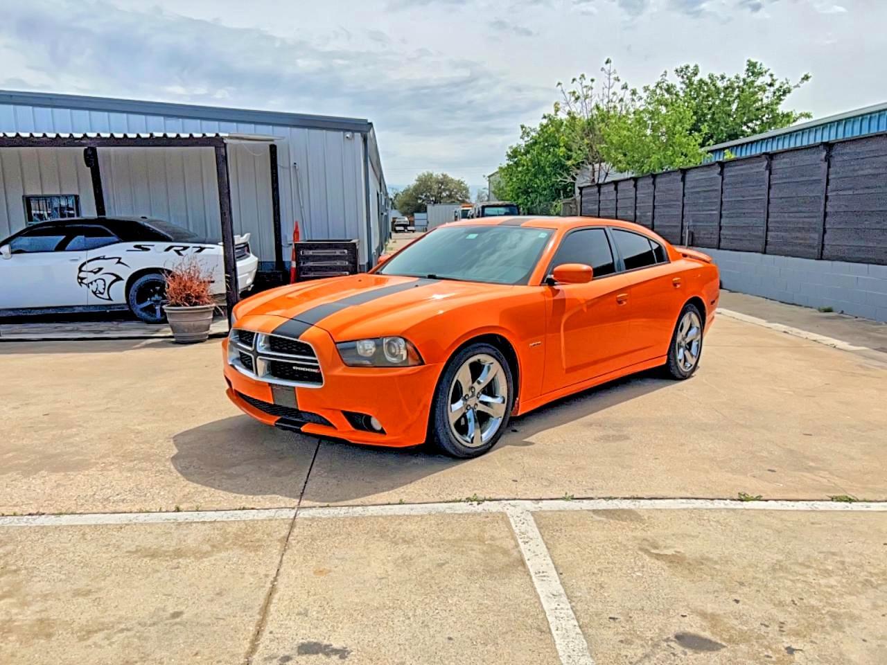 2014 Dodge Charger R - Фото 2