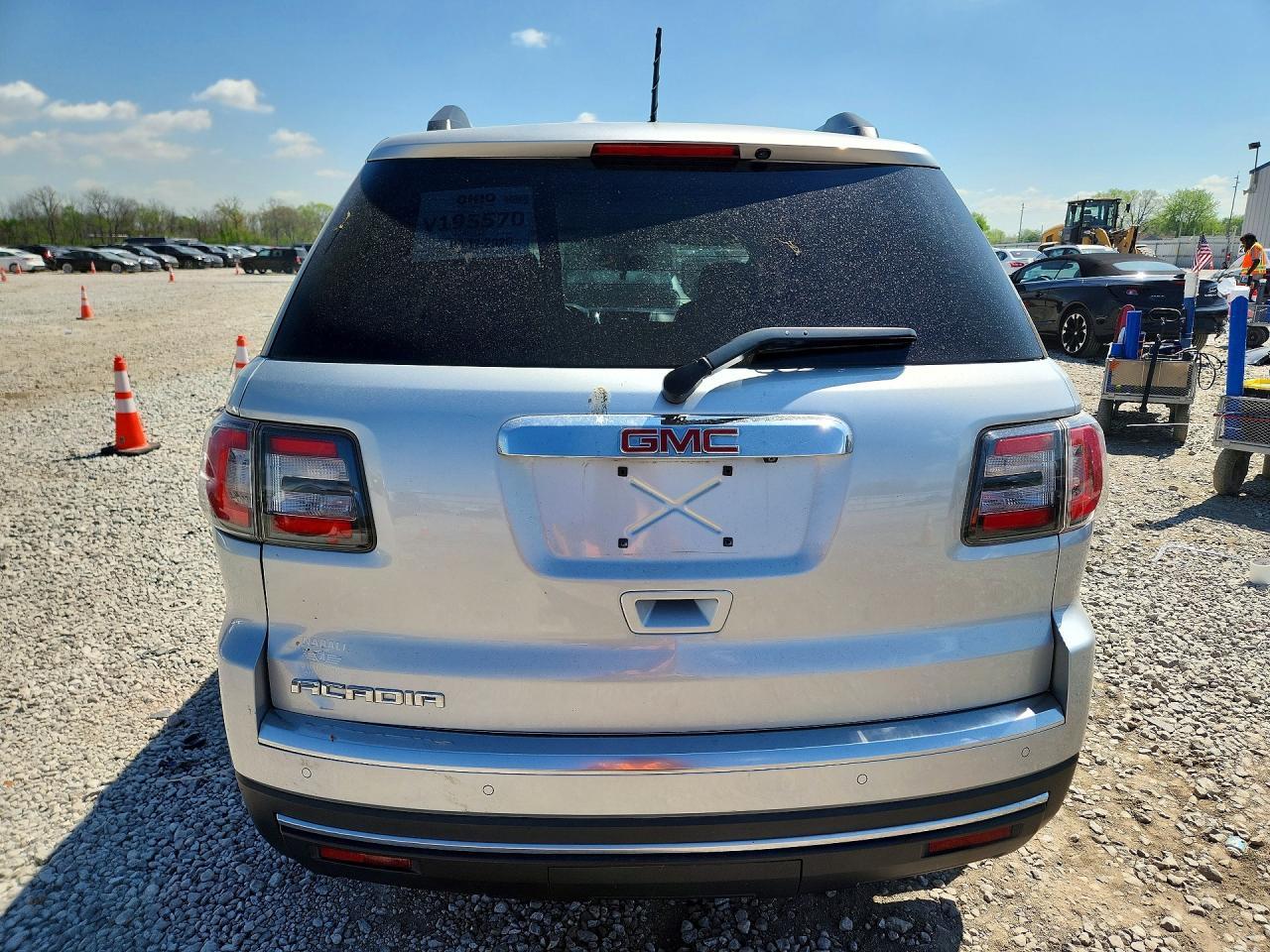 2015 GMC Acadia Sle - Фото 6