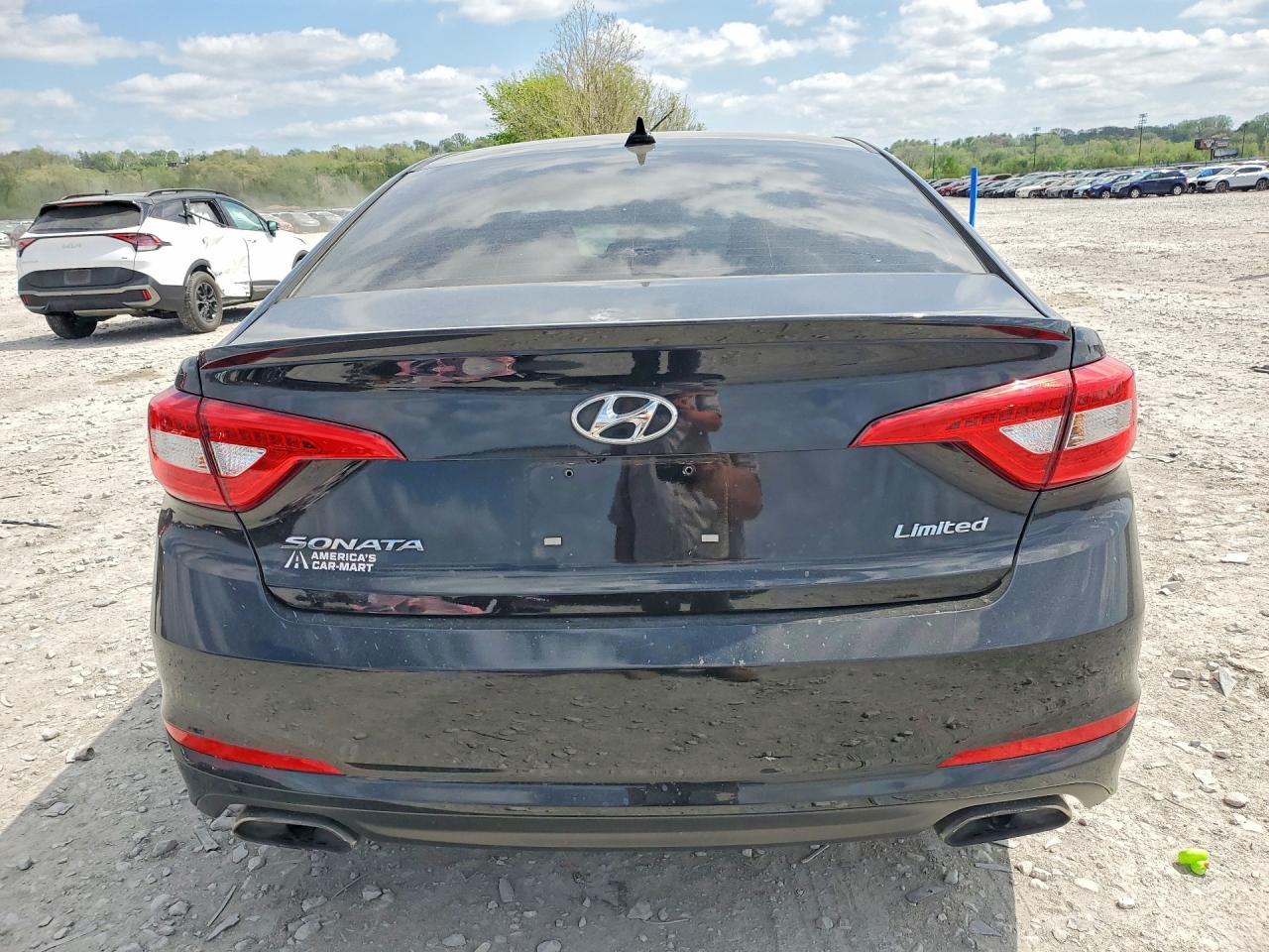 2017 Hyundai Sonata Limited - Image 6
