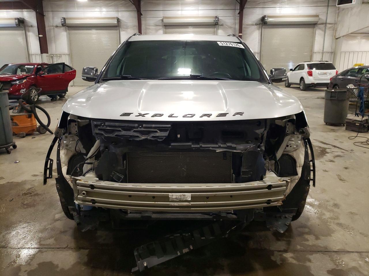 2018 Ford Explorer Xlt - Фото 5