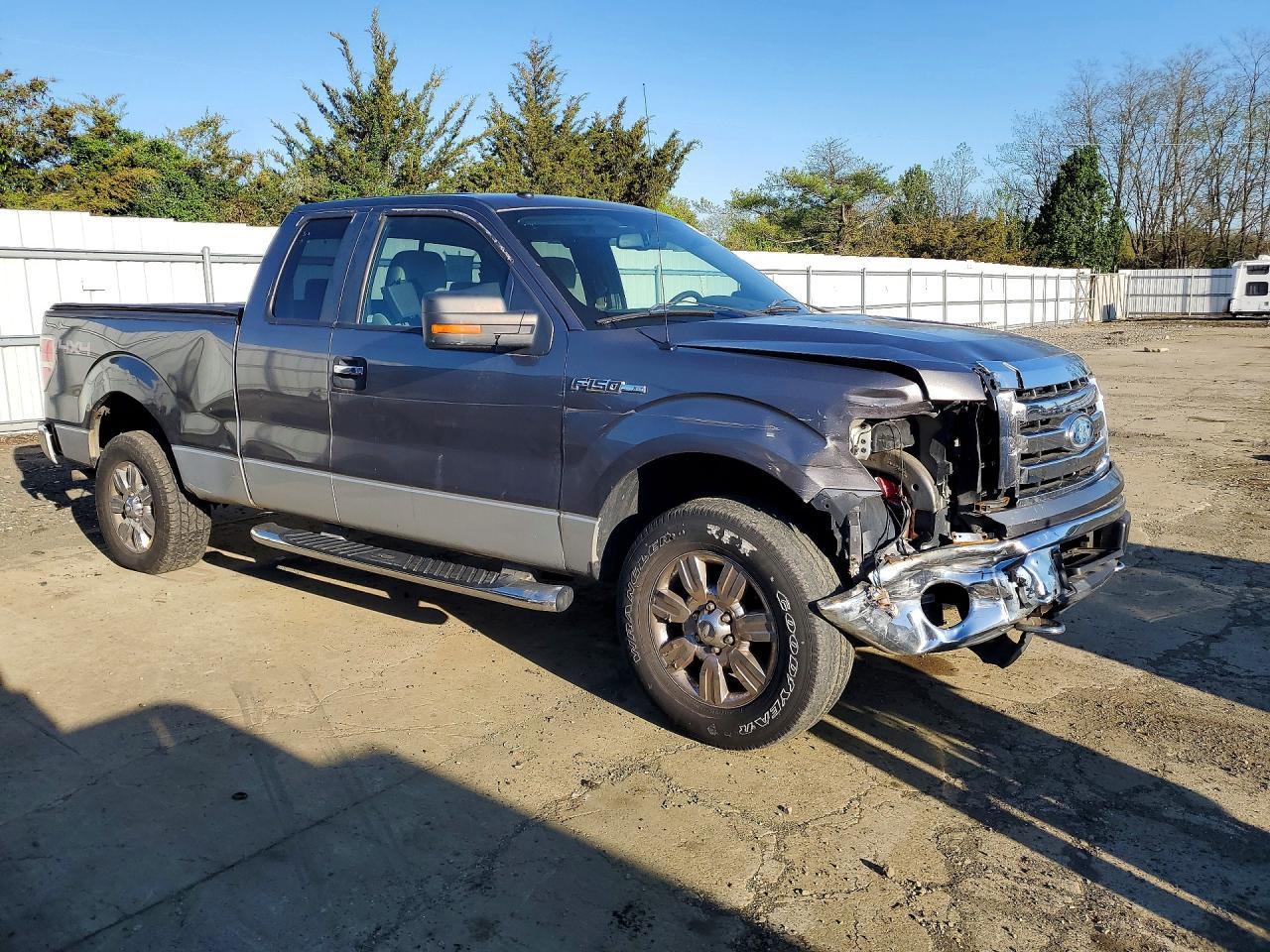 2009 Ford F150 Super Cab - Image 4