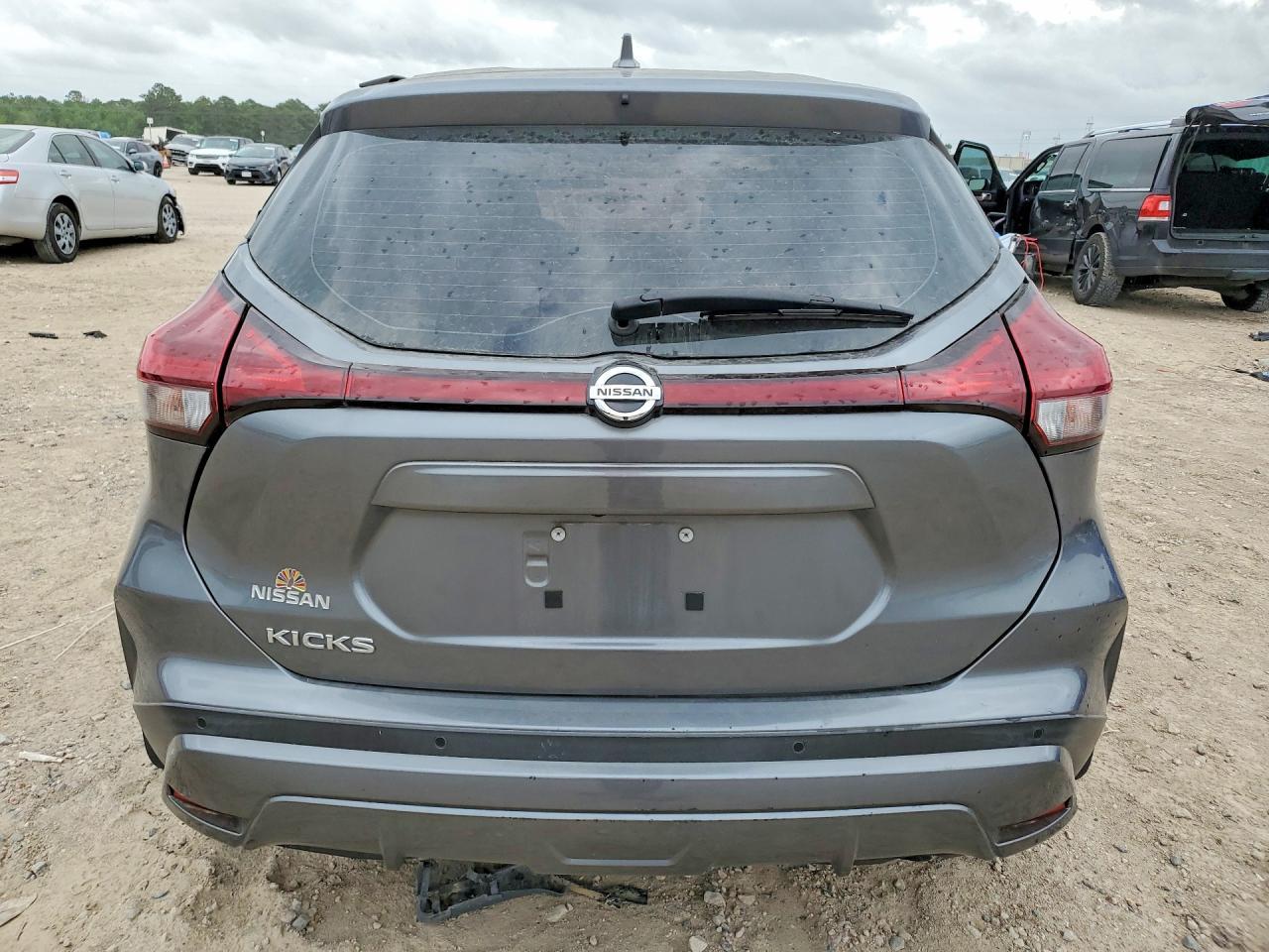 2021 Nissan Kicks S - Фото 6