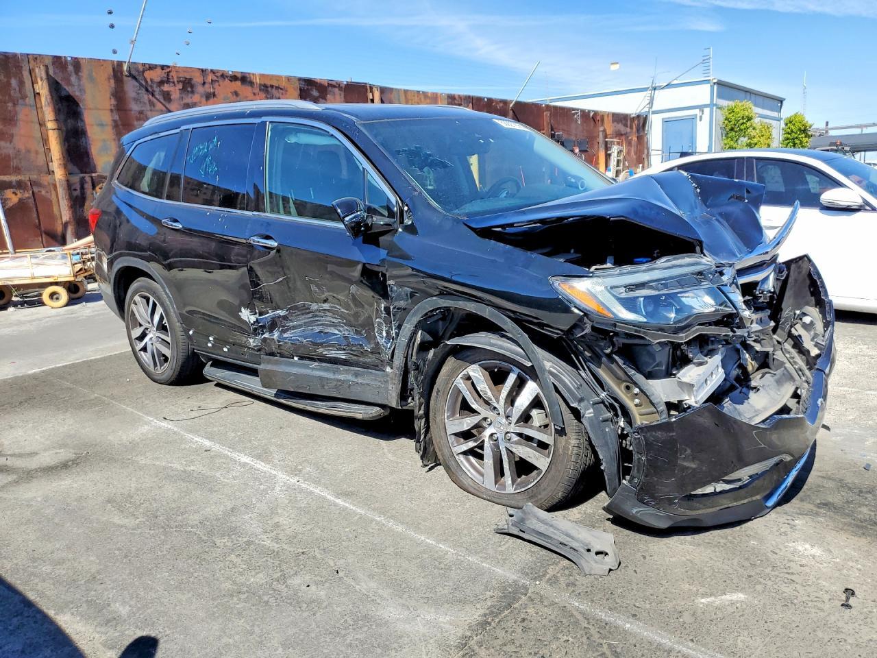 2017 Honda Pilot Elite - Фото 4