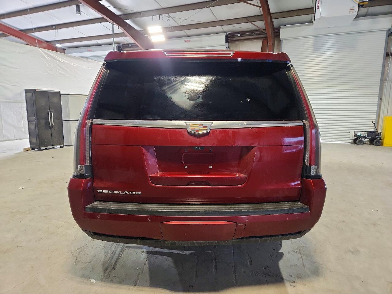 2017 Cadillac Escalade Esv Luxury - Image 6