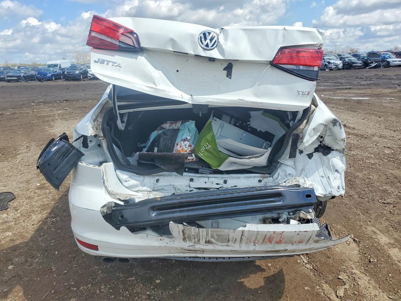 2017 Volkswagen Jetta S - Фото 6